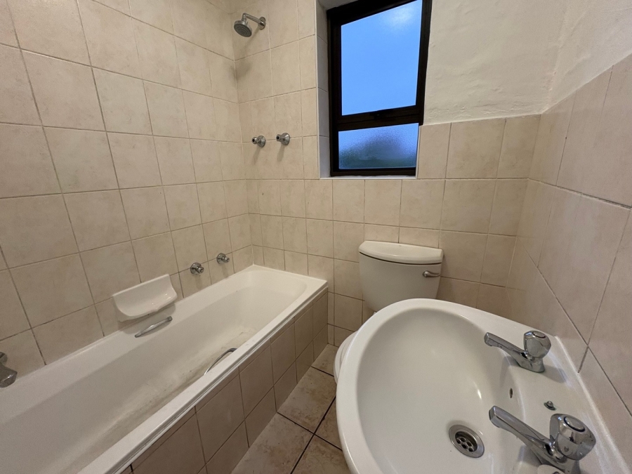 To Let 2 Bedroom Property for Rent in West Riding Western Cape